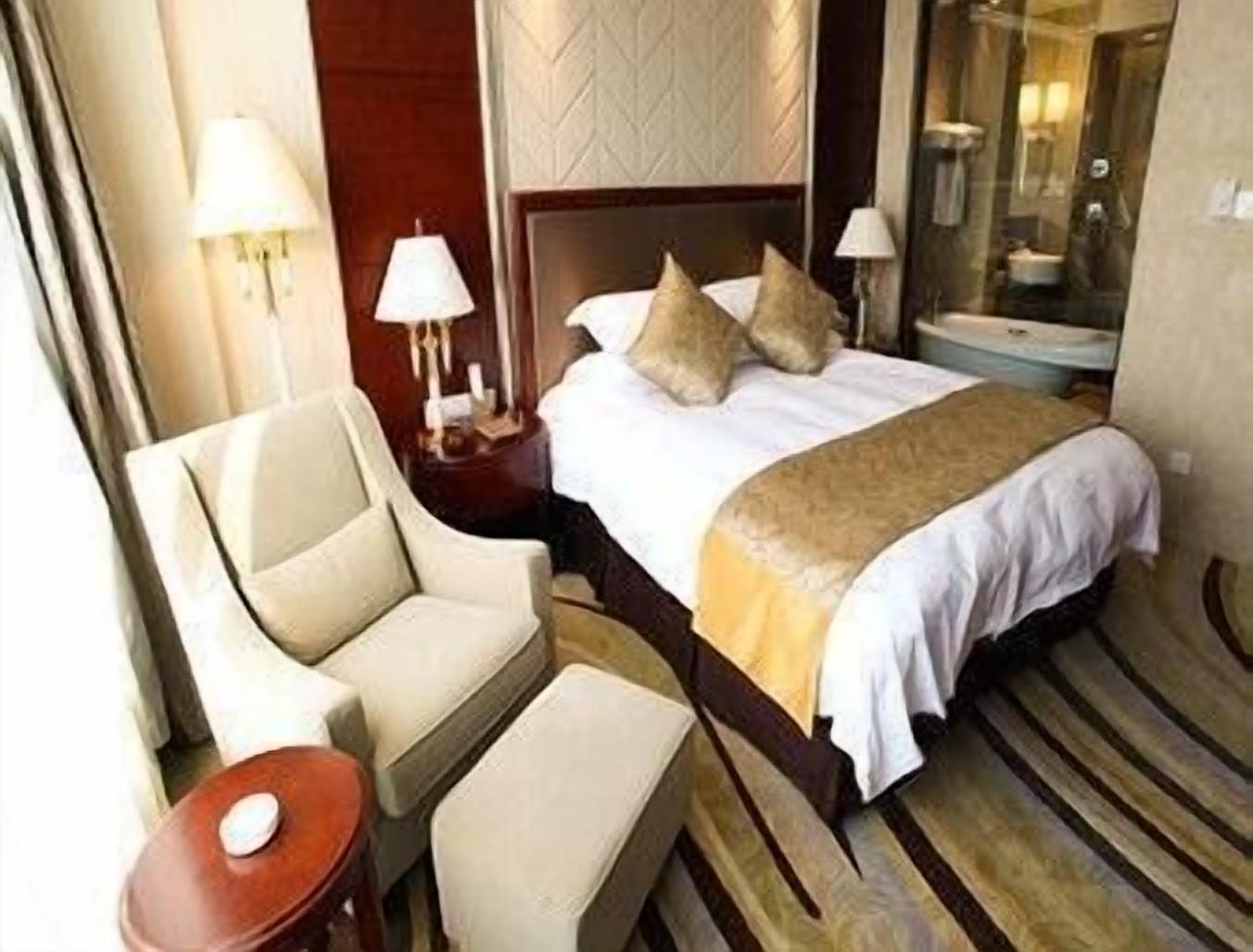 Ramada Yangzhou Baoying Ξενοδοχείο Εξωτερικό φωτογραφία